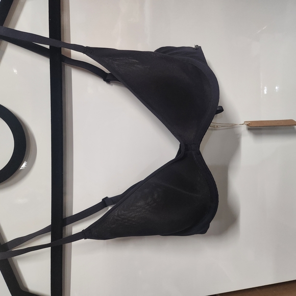 SKIMS Weithless Scoop Bra With Under Wire, Size 34B Color Onyx (Black) - Picture 3 of 9